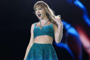 Taylor Swift Lights Up Milan: Taylor Swift at today’s show! ” It’s been 13 years since I played in Milan… I thought “I just can’t wait to party with those Italians!”