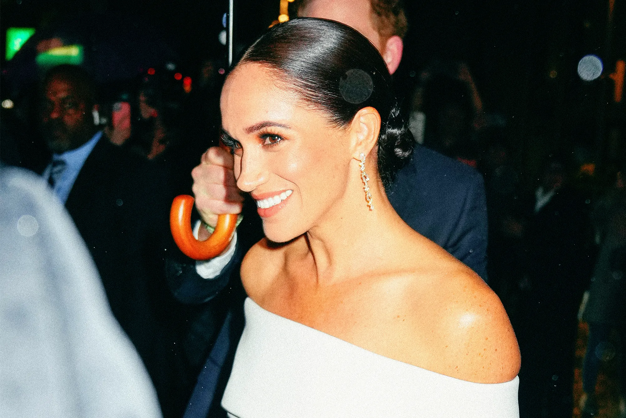 Meghan Markle wows in strapless dress as she Celebrates Her 43rd Birthday🎂🥰 With Dinner in Montecito