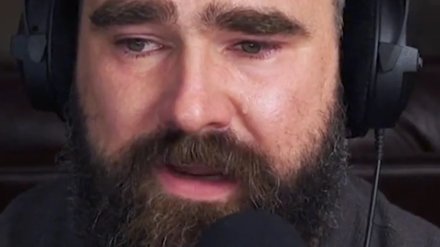 " Teary Eyed Jason Kelce Shares Heartbreaking Health Update About Mom Donna: 'Please Pray for My Mother'"