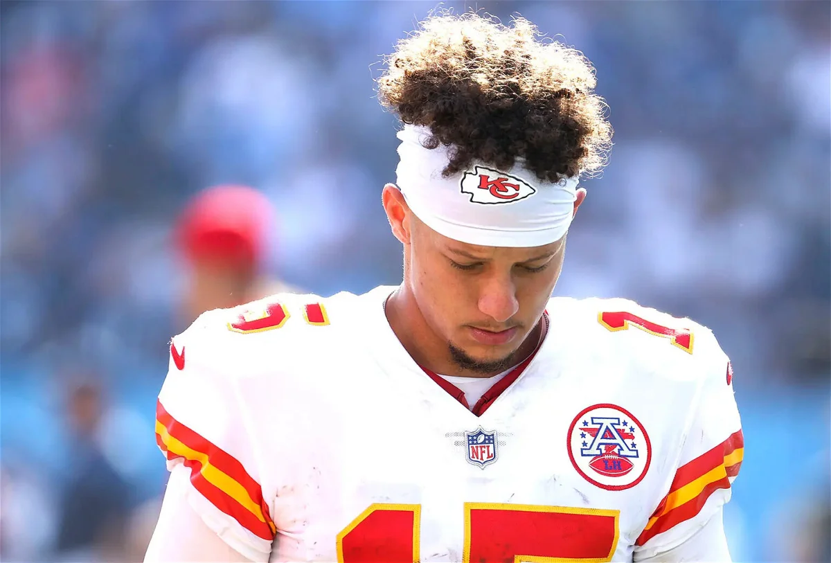 Patrick Mahomes’ ‘Knuckleball’ Gets a Straight No From Jason & Travis Kelce After Being Inspired by Padres’ Matt Waldron