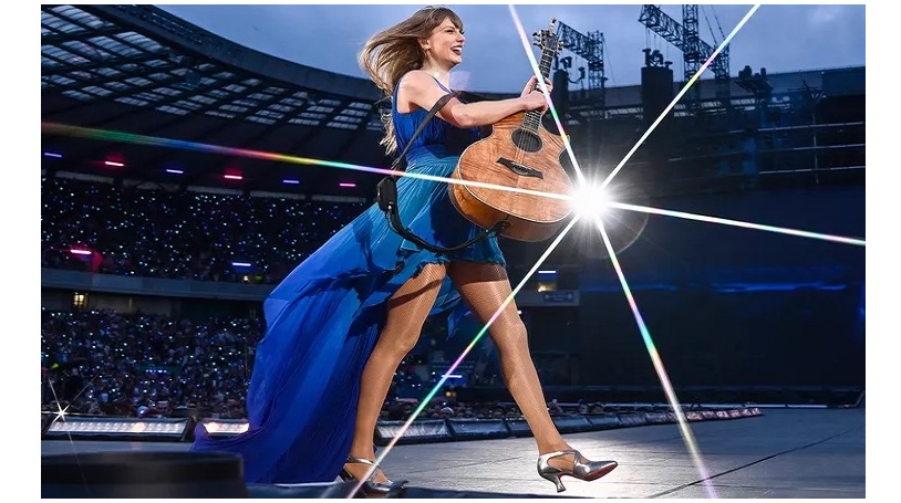 Taylor Swift Thanks Edinburgh for 3 Record-Breaking Shows: 'You Truly Blew Me Away This Weekend' “Love you, all 220,000 of you!!! 🤍,”